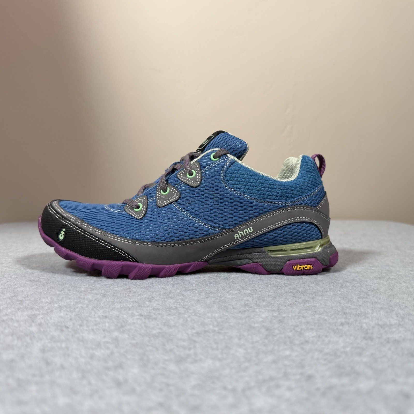 Ahnu Sugarpine Air Mesh Trail Hiking Shoes Womens Size 8 Vallarta Blue Vibram