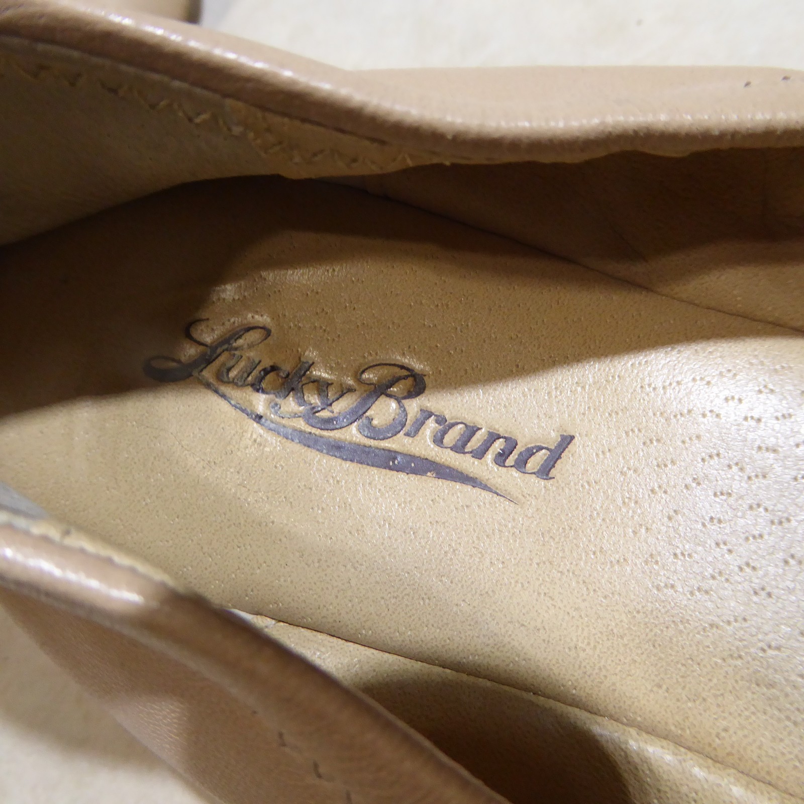 🩰 Lucky Brand Emmie Ballet Flats sz 9 M Nude Beige Leather; X Stitched Heels