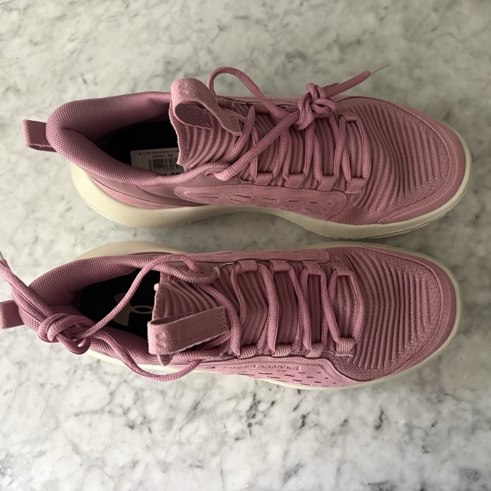 Under Armour Flow Breakthru 5 Lux Basketball Shoes Pink Rose Gold Size 11 NWOB