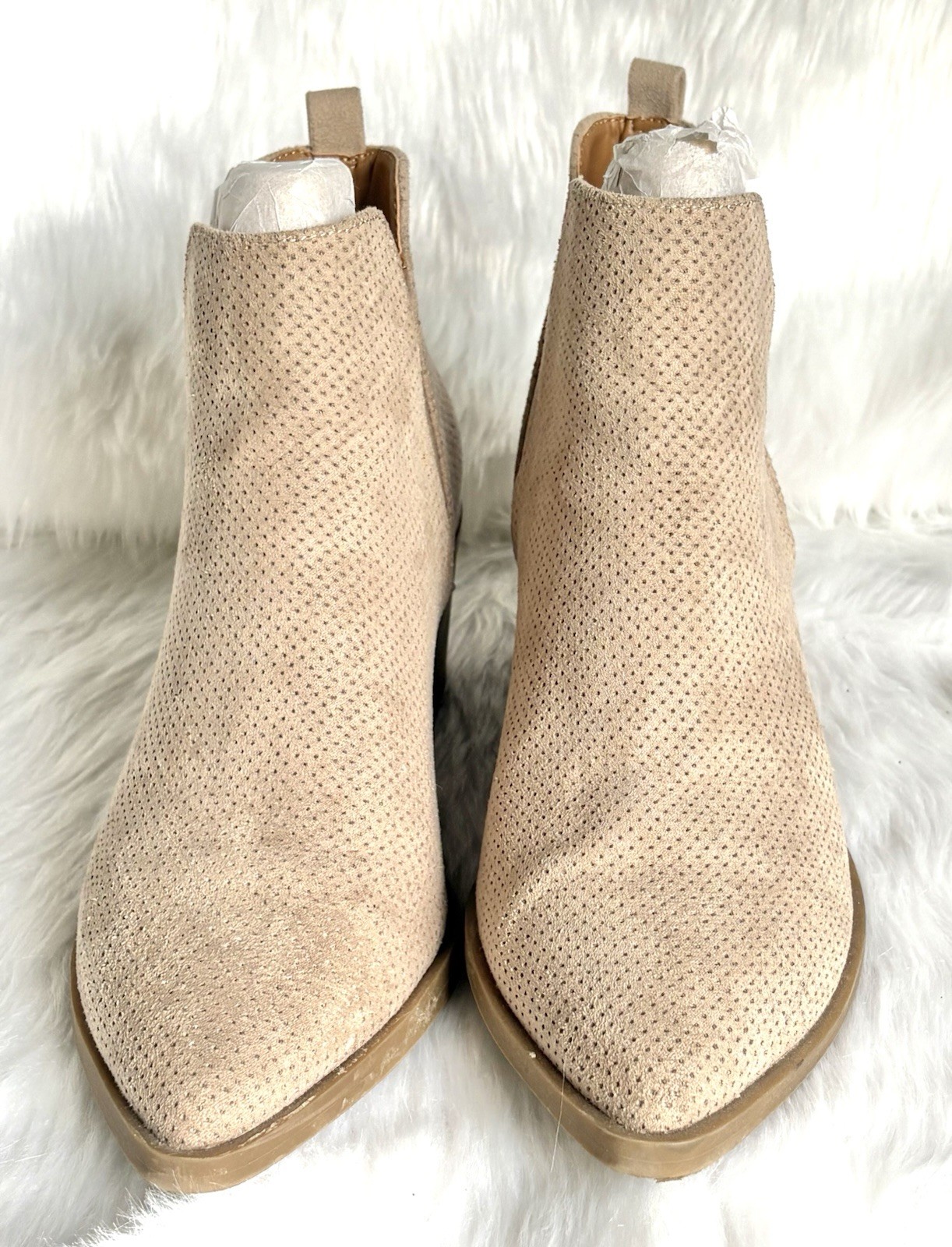 Universal Thread Women’s Vegan Micro Suede Booties Toupe Size 7 Boho Cottage