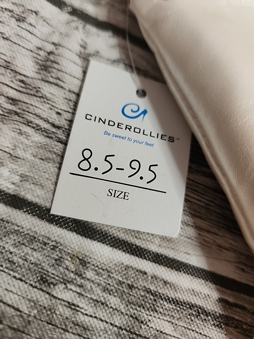Cinderollies Foldable Ballet Slippers Ivory Sz 8.5 – 9.5 Bridal Comfort-New