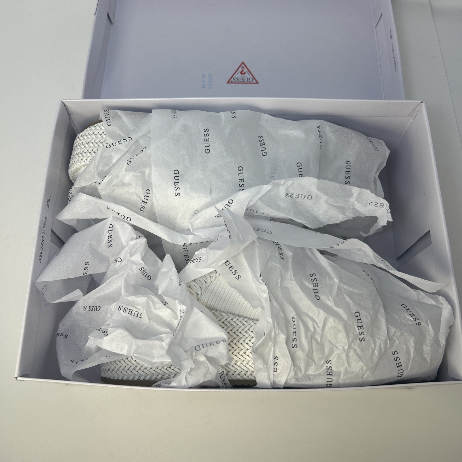 GUESS Binks Woven Platform Sandals Ivory White Double Buckle Wedge Size 10M NIB