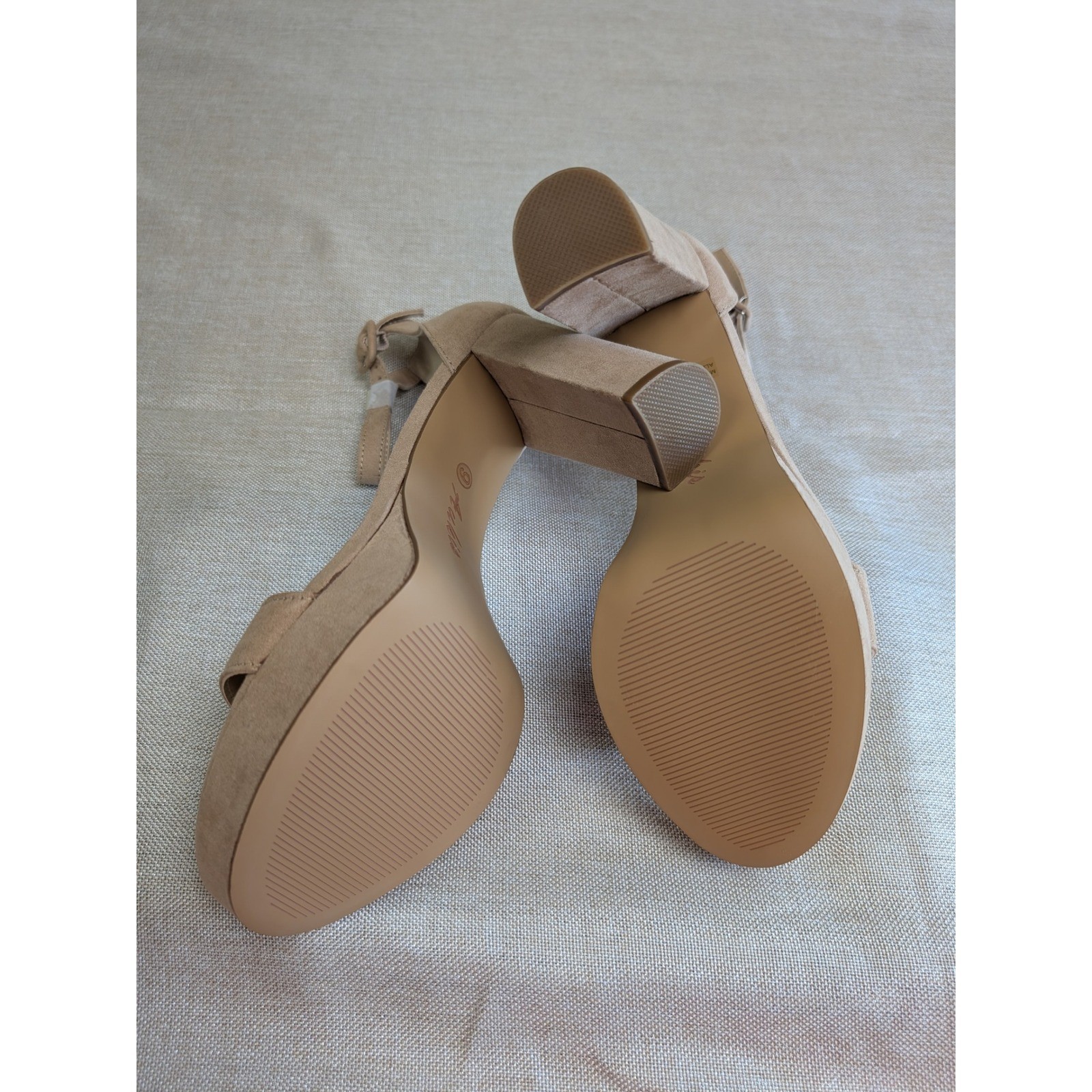 Ankis Platform Sandals Womens Size 9 Nude Tan New Block Heel Ankle Strap Suede