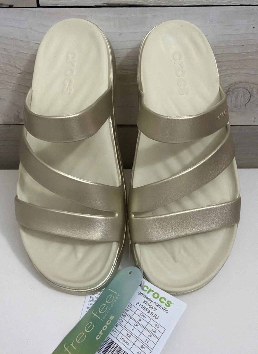 Crocs Brooklyn Strappy Metallic Gold Flat Sandals Champagne Womens 8 NEW