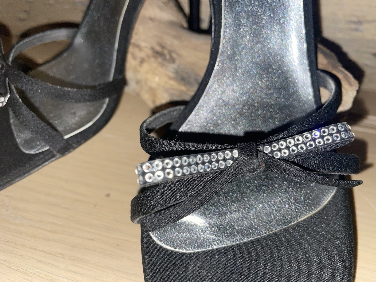 Stuart Weitzman Women’s Black Leather Slingback Square Toe Rhinestone Bow 7.5