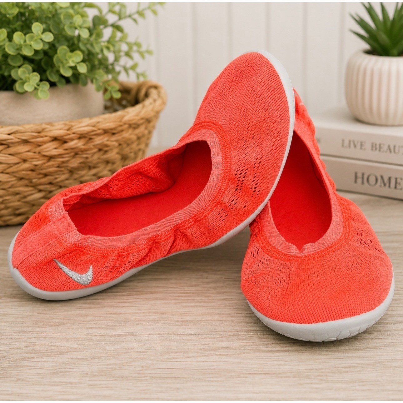 Nike Studio Pack 3 Women’s Size 7 Training Flats Hot Lava Bright Crimson Mesh