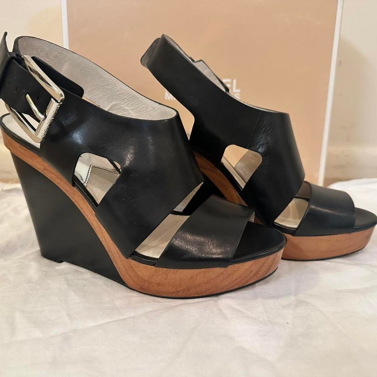 Michael Kors Carla Wedge Back Leather US Size 8 (see description)