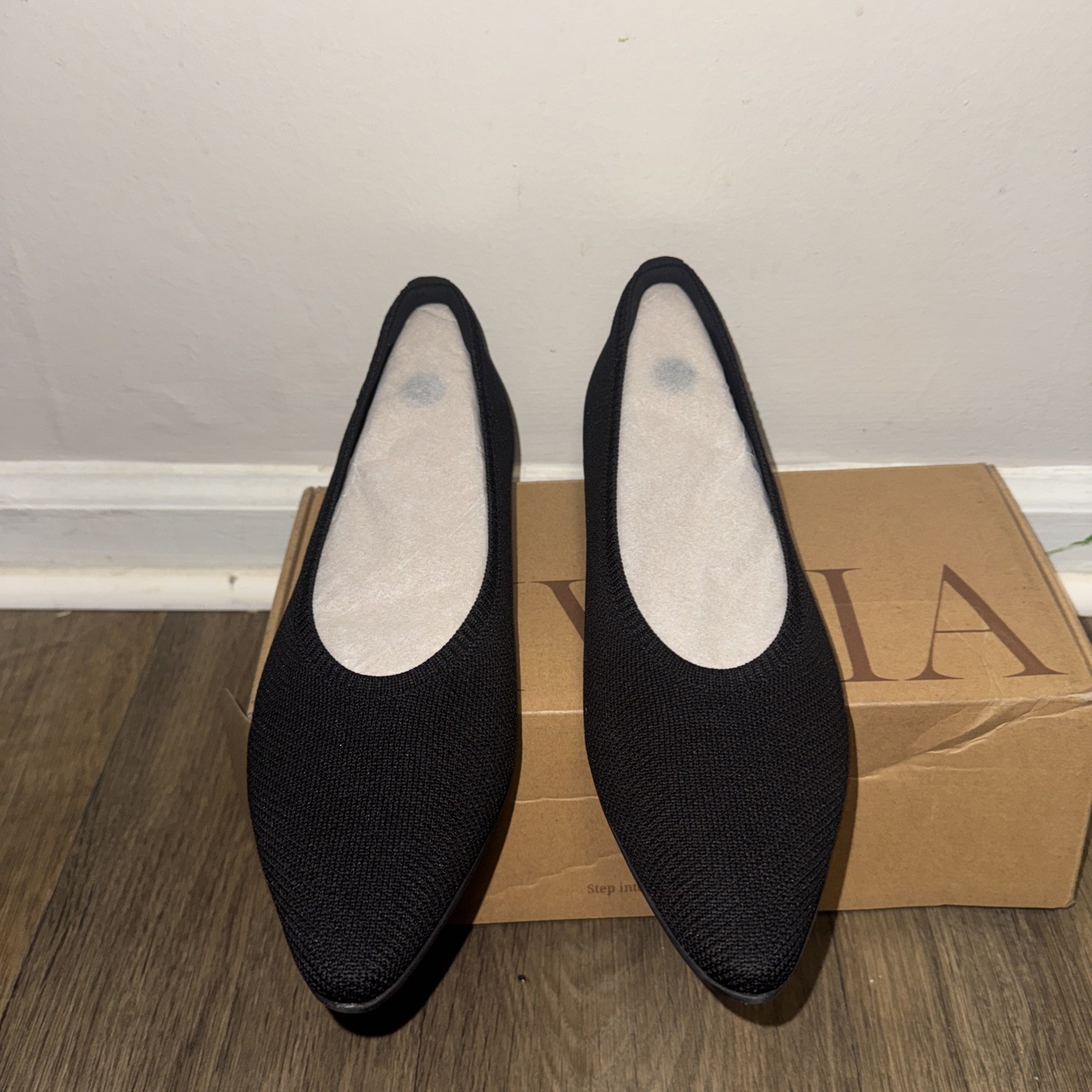 VIVAIA Aria Walker Black Water Rpt Size 10.5 Women US