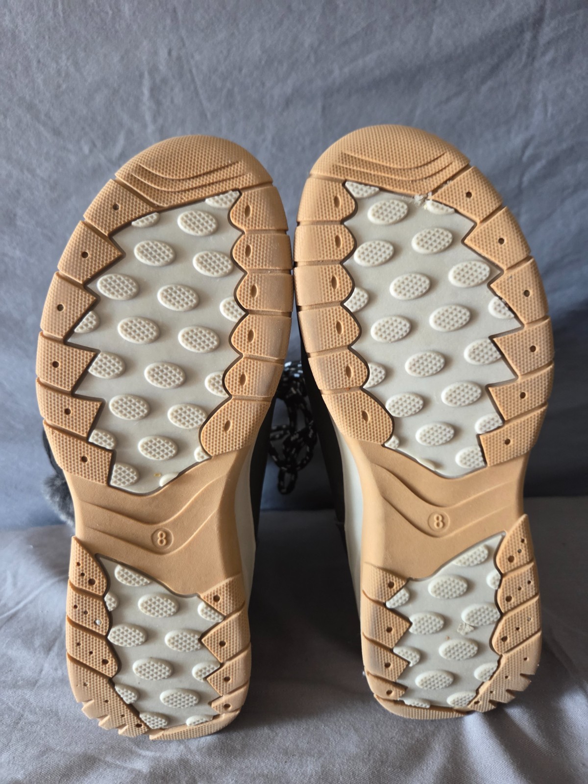 Chooka Belltown Mid Faux Fur Womens Boots Color Black Size 8 Worn Once Lace Up