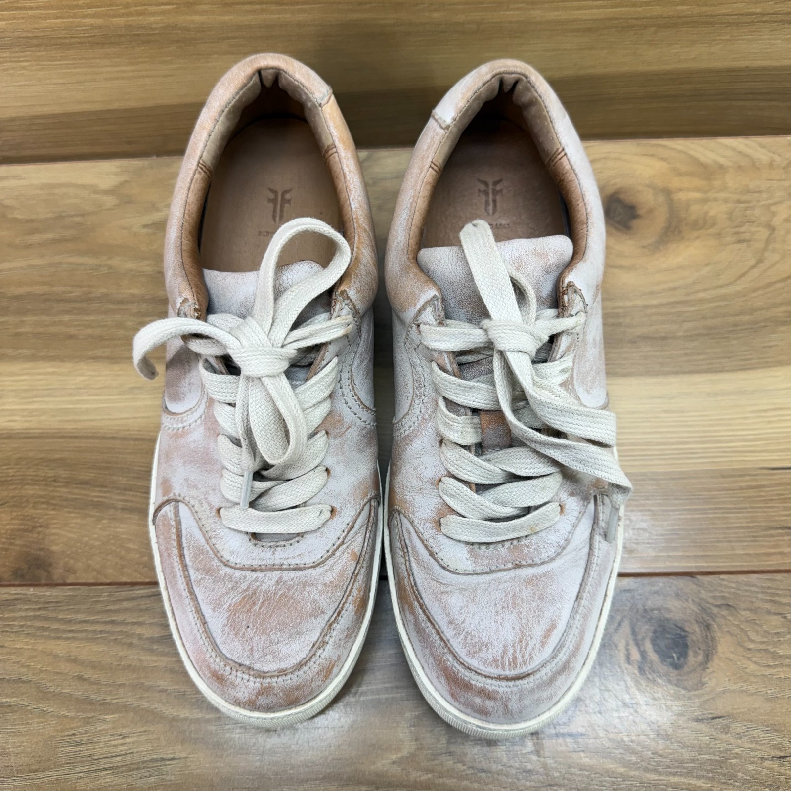 FRYE Distressed Sneakers Womens 6 M White Over Beige Leather Casual Travel Boho