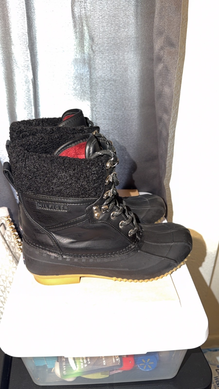 Tommy Hilfiger Rainah Ankle Lace Up Duck Boots Black Women’s Size 8M NEW!