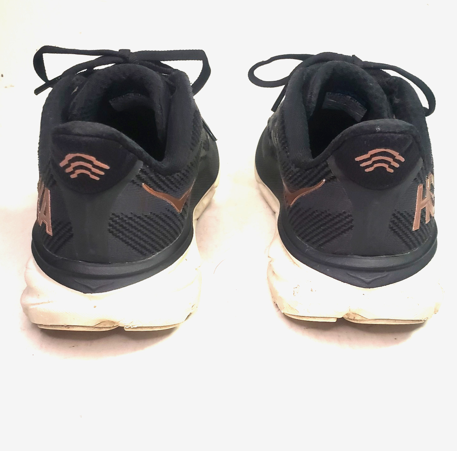 Hoka One Clifton 9 Womens Sz 7 B EU 38 2/3 Black /Rose Gold