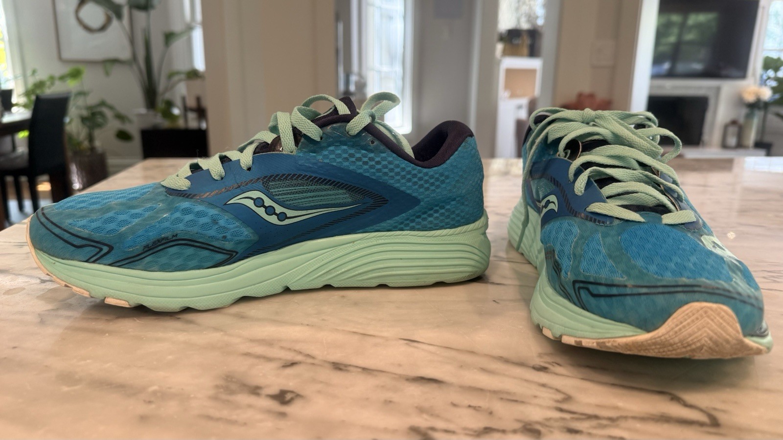Saucony Kinvara Natural Series Women’s Lace-Up Low Top Sneakers Blue/Green