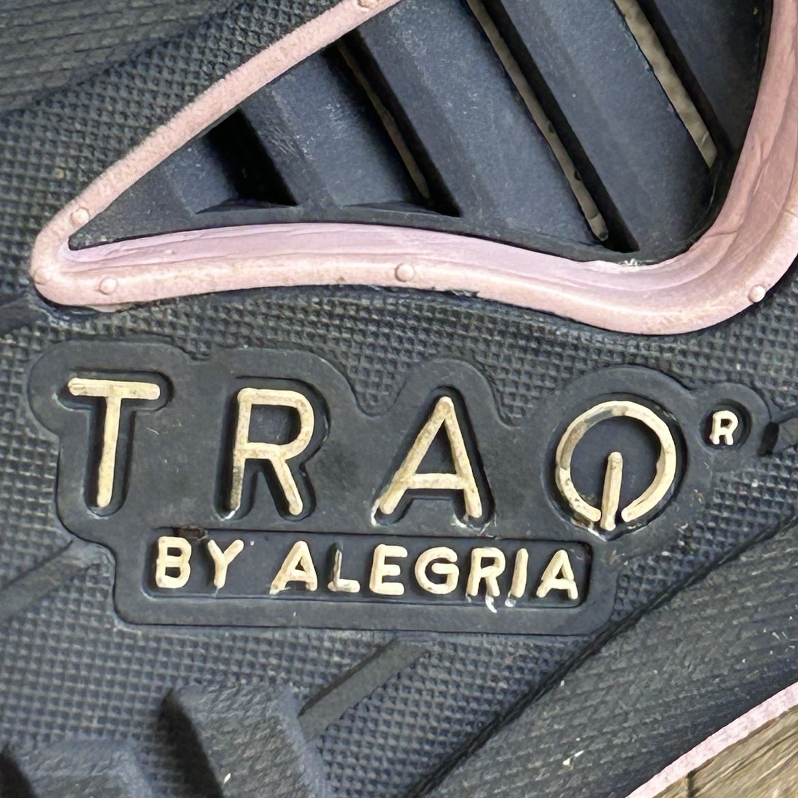 Traq by Alegria Qool Lavender Navy Walking Casual Athletic Shoe Sneaker Size 43