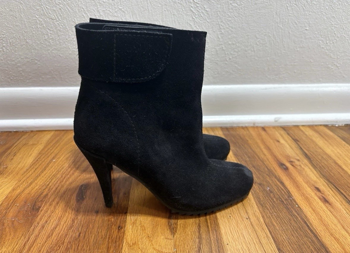 Pedro Garcia Black Suede Ankle Boots Booties Women’s Size 38 (8 US) **READ**