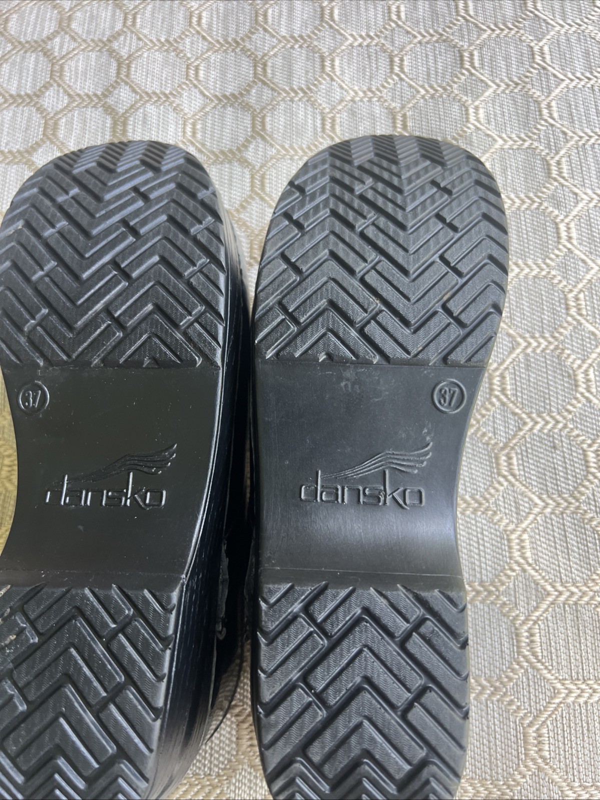 Dansko Professional Black Patent Leather Nurse Clog US 6.5 – 7 EU 37