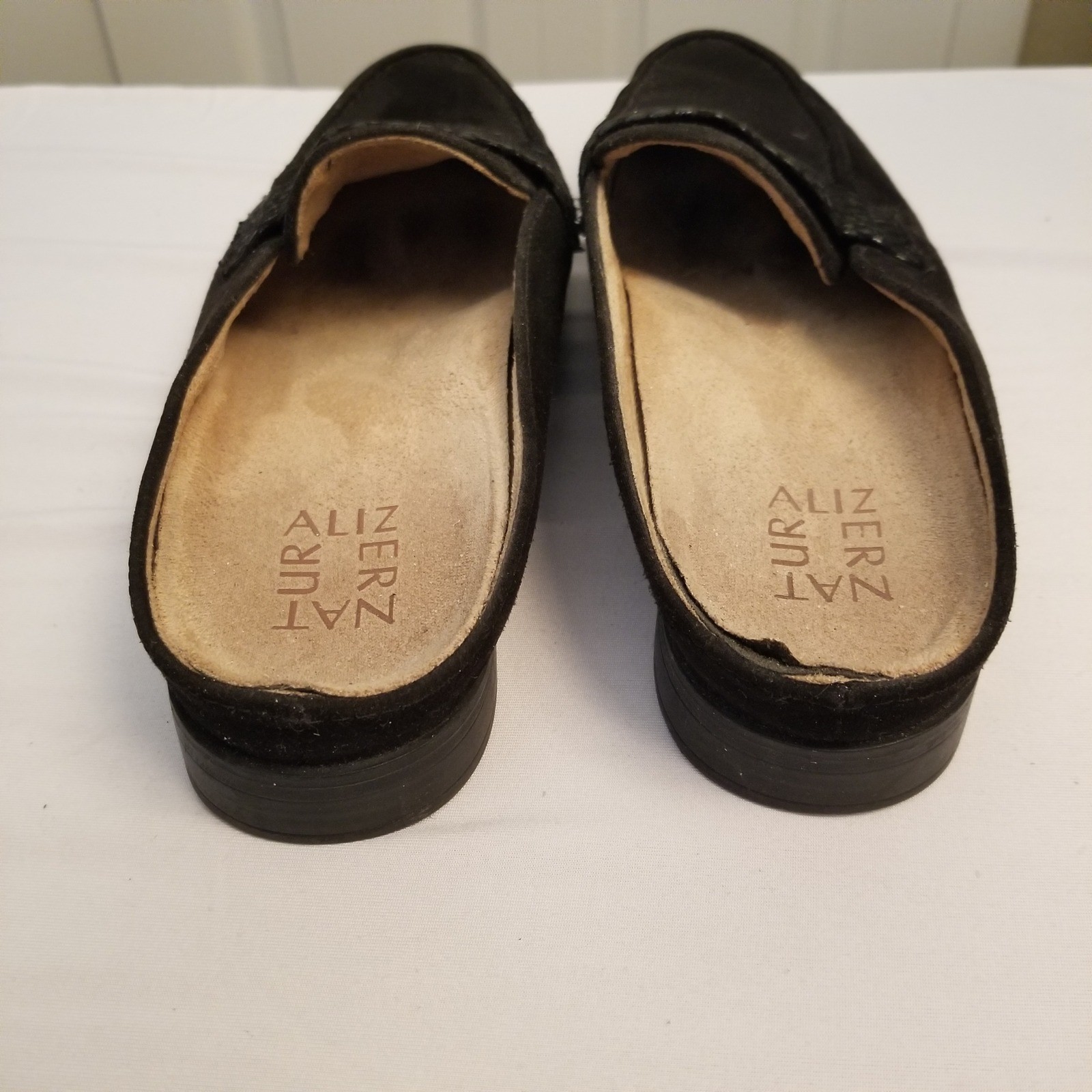 Naturalizer Black Suede Mule Loafers Snakeskin Strap Slip On Flats Womens 9M