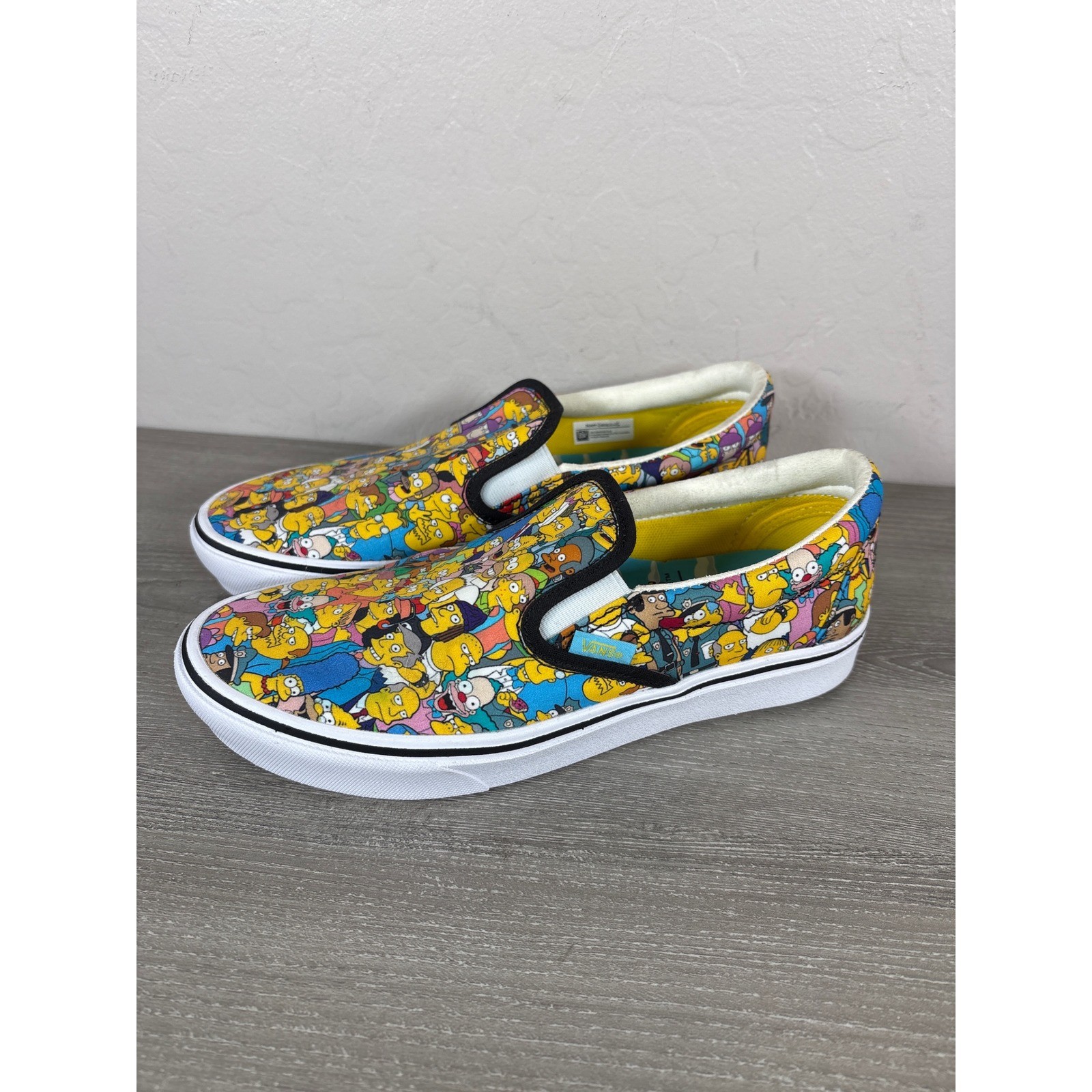 Vans x The Simpsons ComfyCush Slip-On Springfield Cast Multi Color Shoes 8W 6.5M