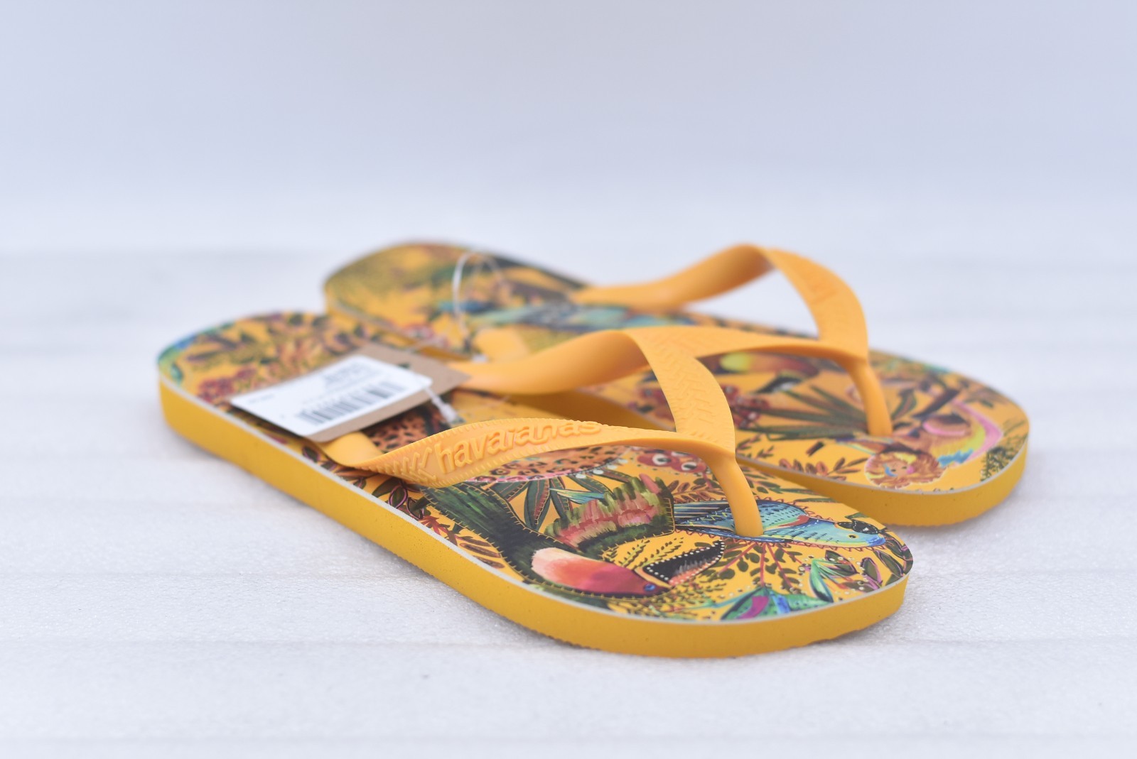 Womens Havaianas Dragon Slim Flip-Flop Sandals – Pop Yellow Size 6 (EU 37-38)