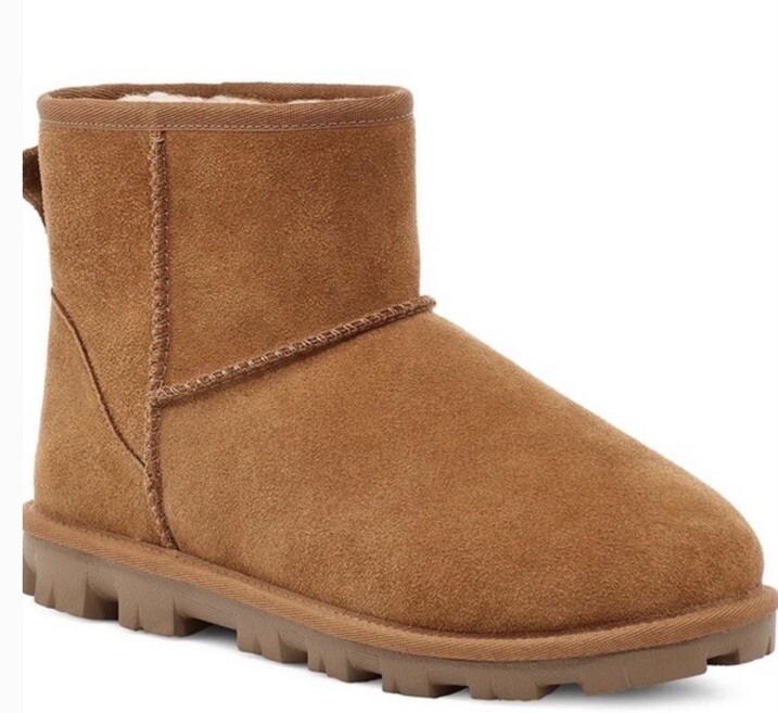 NEW UGG Essential Boots Women’s Size 5 M Tan Chestnut Bootie 1115030