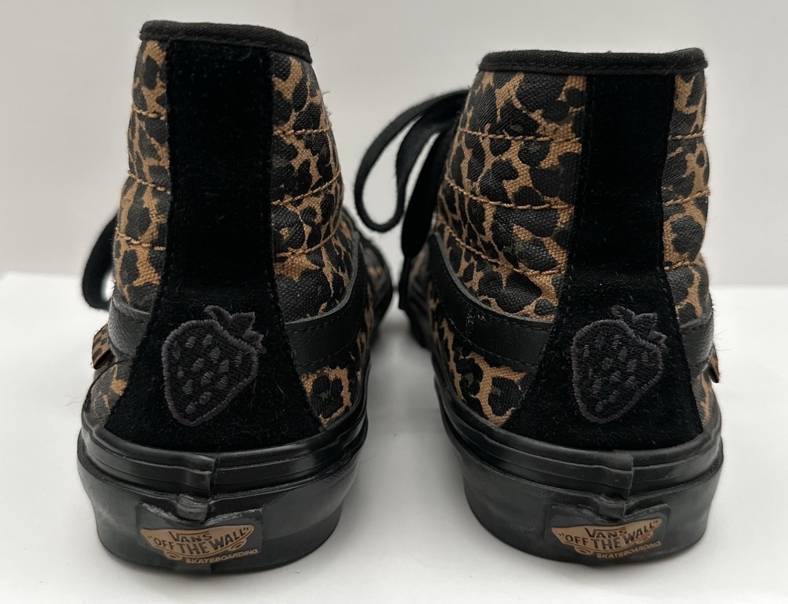 VANS Cher Strauberry Sk8-Hi Leopard Animal Print High Top Lace-Up Sneakers