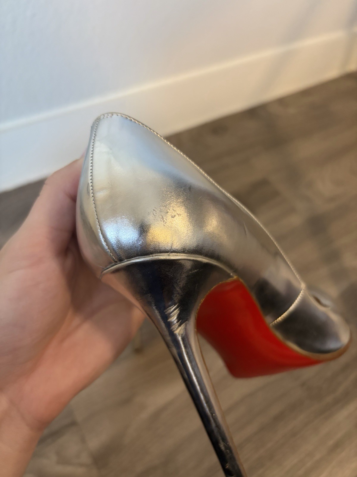 Christian Louboutin So Kate 120 Silver Metallic Leather Pumps EU 40.5