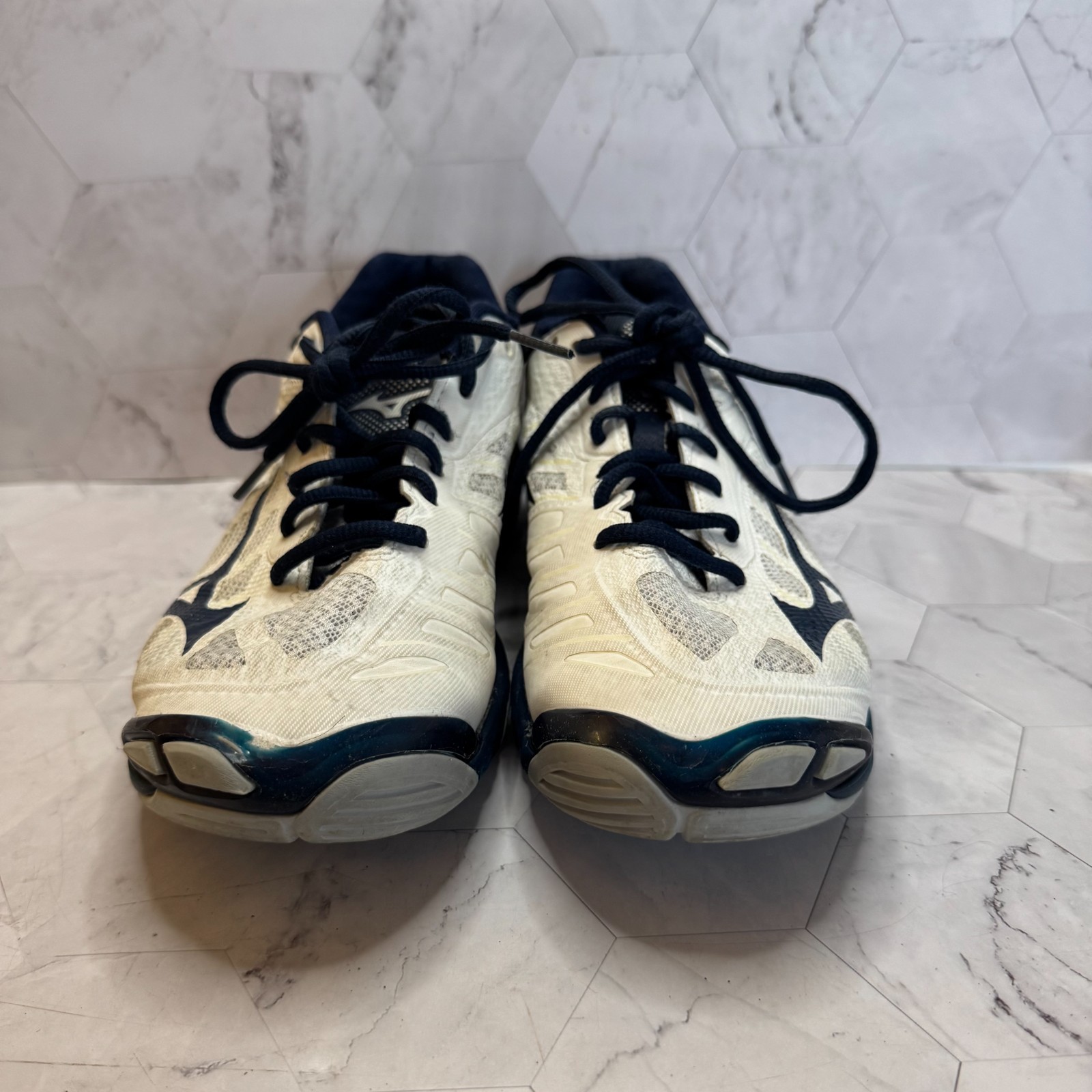 Mizuno Volleyball Shoes Wave Lightning Z4 Womens Size 8.5 White/Blue in EUC