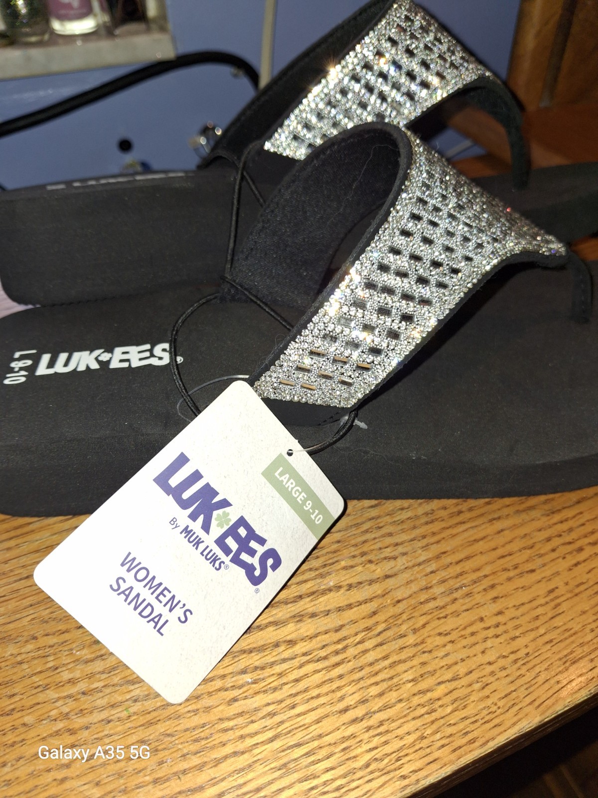 LUK-EES Women M (9-10) Black CZ bling Design Sandals Open-NWT 💥SEND OFFERS💥