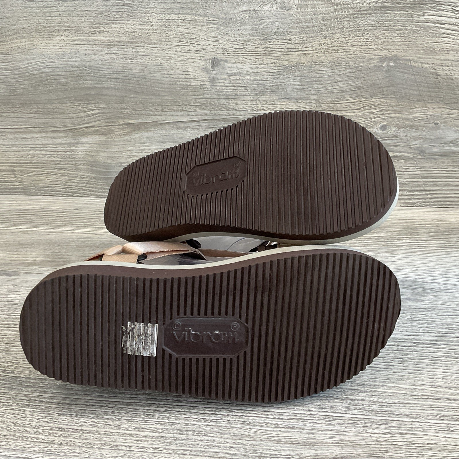 Suicoke CEL-VPO Womens Sandals Rose Gold Strappy Vibram Outdoor Adventure Size 8