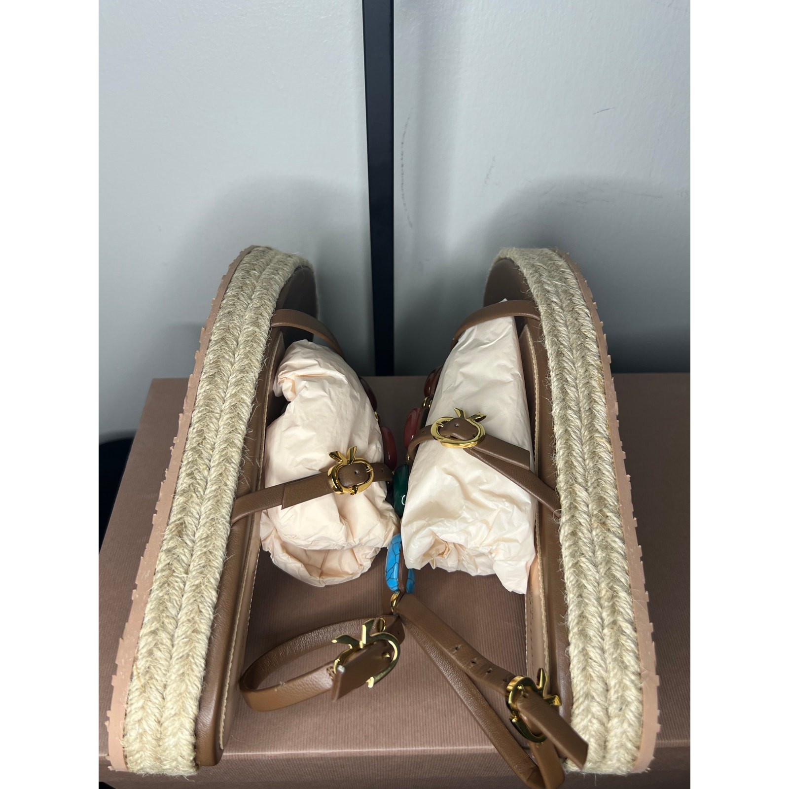 Gianvito Rossi Shanti Beach Sandals 36 Tan Leather Jeweled Platform NIB
