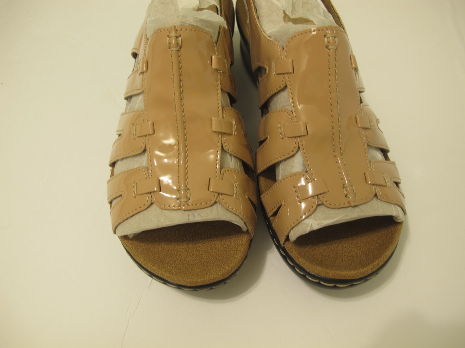 CLARKS Womens LEXI MARIGOLD Wedge Sandal Rose Pale Nude Patent Size 9 XW