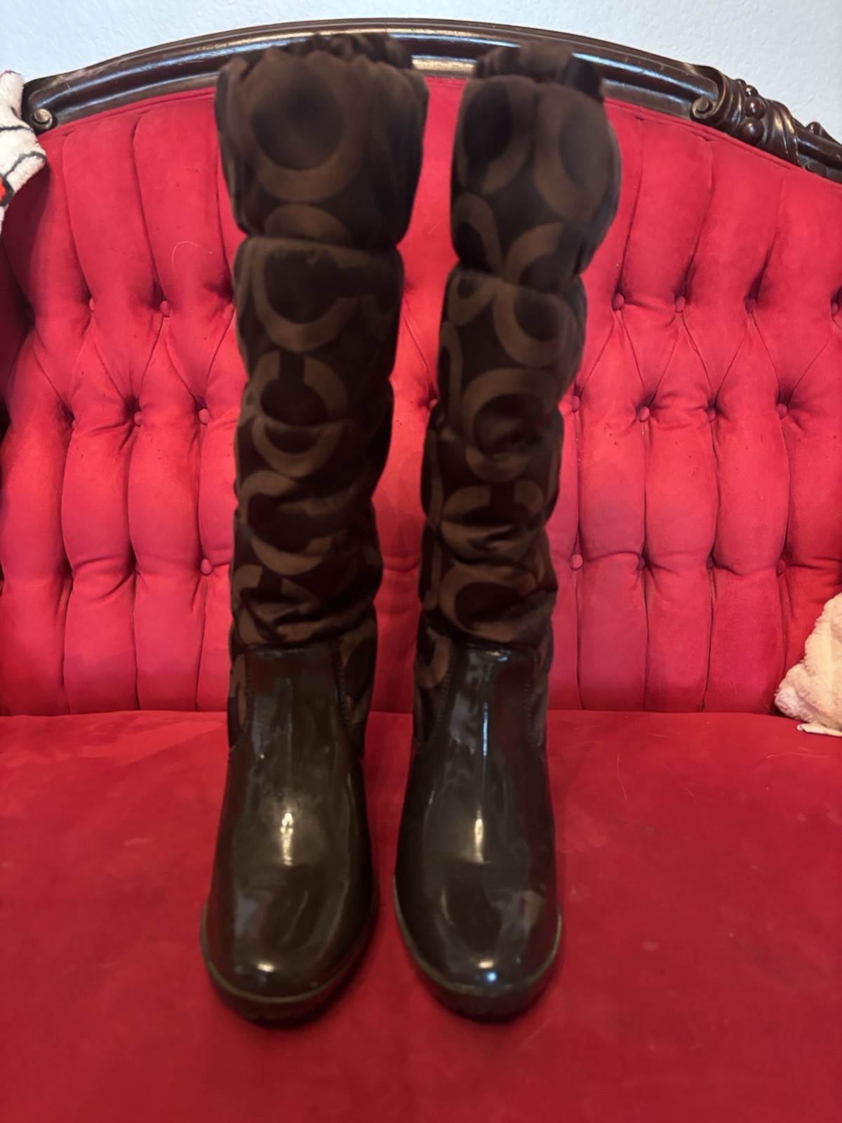 COACH Loryn Signature Quilted High Heel Size 9.5 Brown Rain Boots