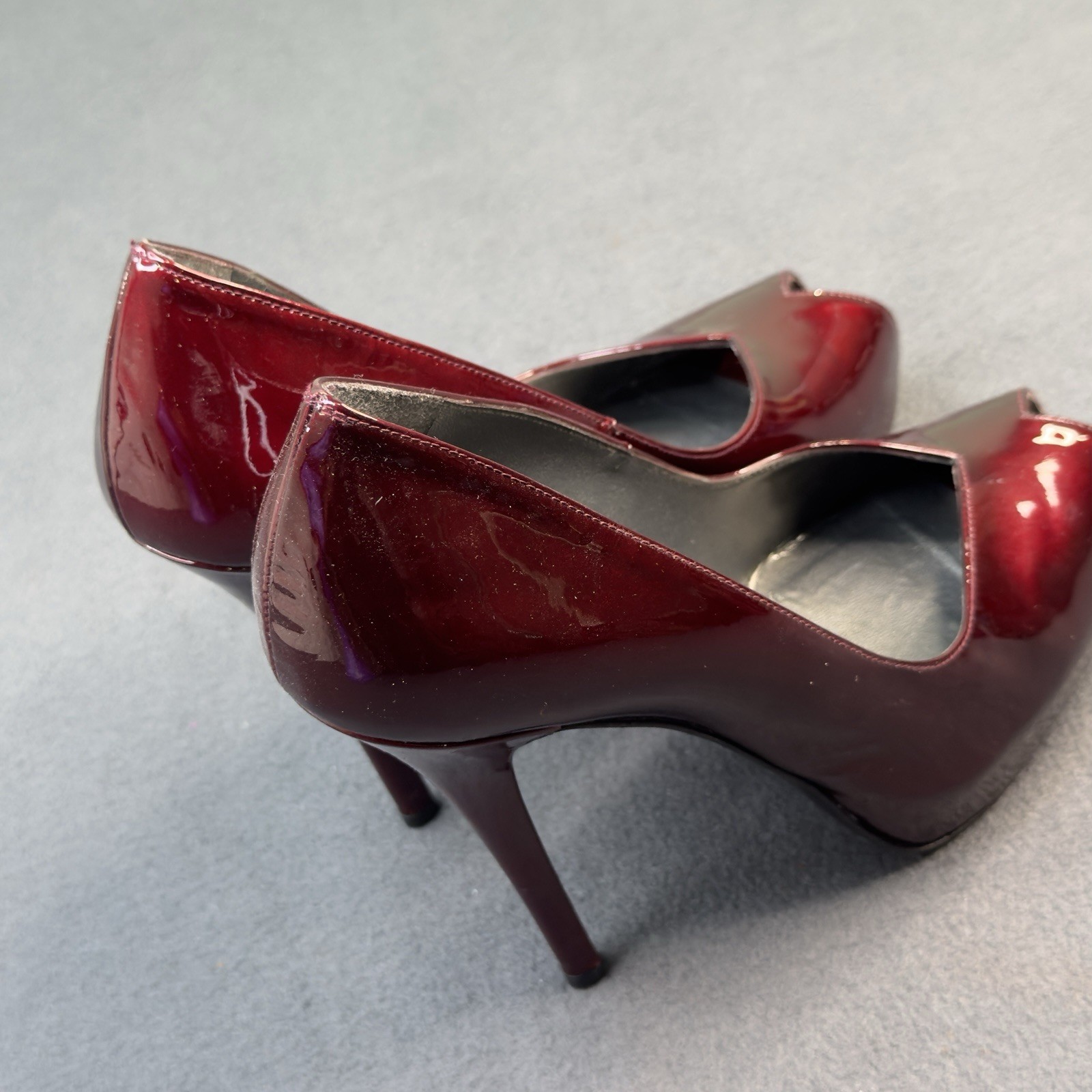 Stuart Weitzman Burgundy Patent Leather Peep Toe Platform Pumps Heels 8.5 M