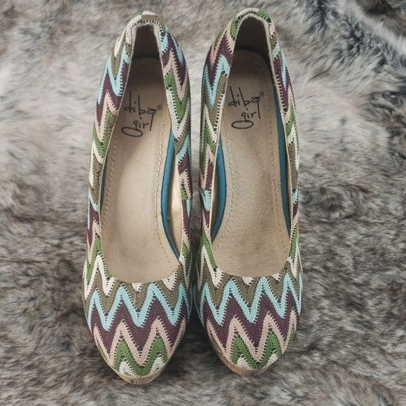 Diba Girl Chevron Print Cork Platform Heels Size 6.5M Multicolor Green Beige Bro