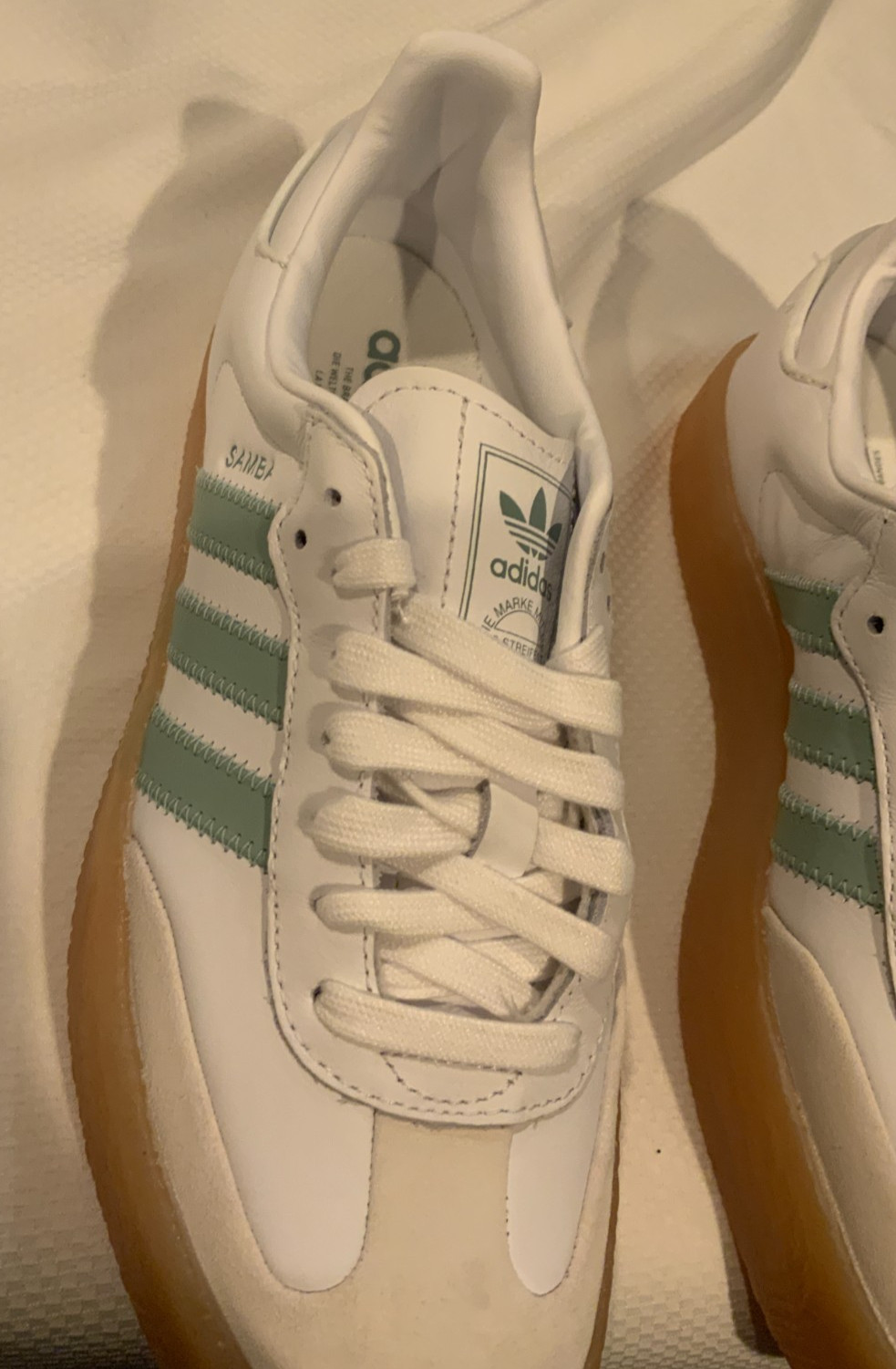 Adidas Women’s Sambae W, Style# JP5609, Size 7.5, White/Wonder Blue/Off White