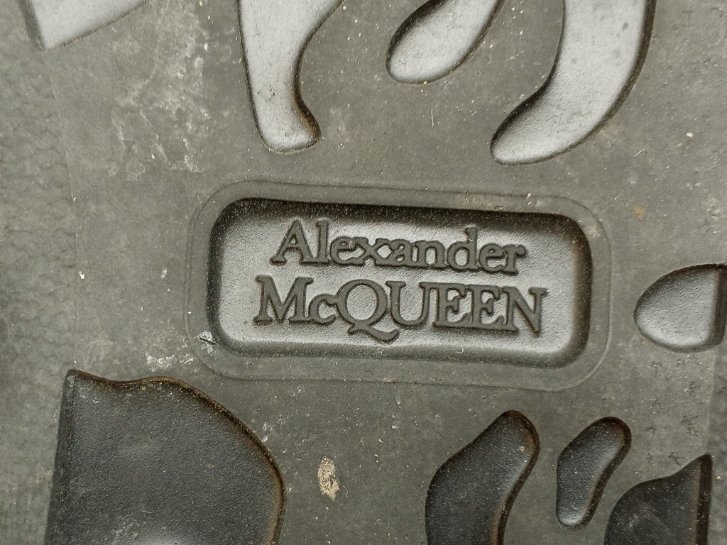 Alexander McQueen Leather Chelsea Boots Italy Made (Size: 39)
