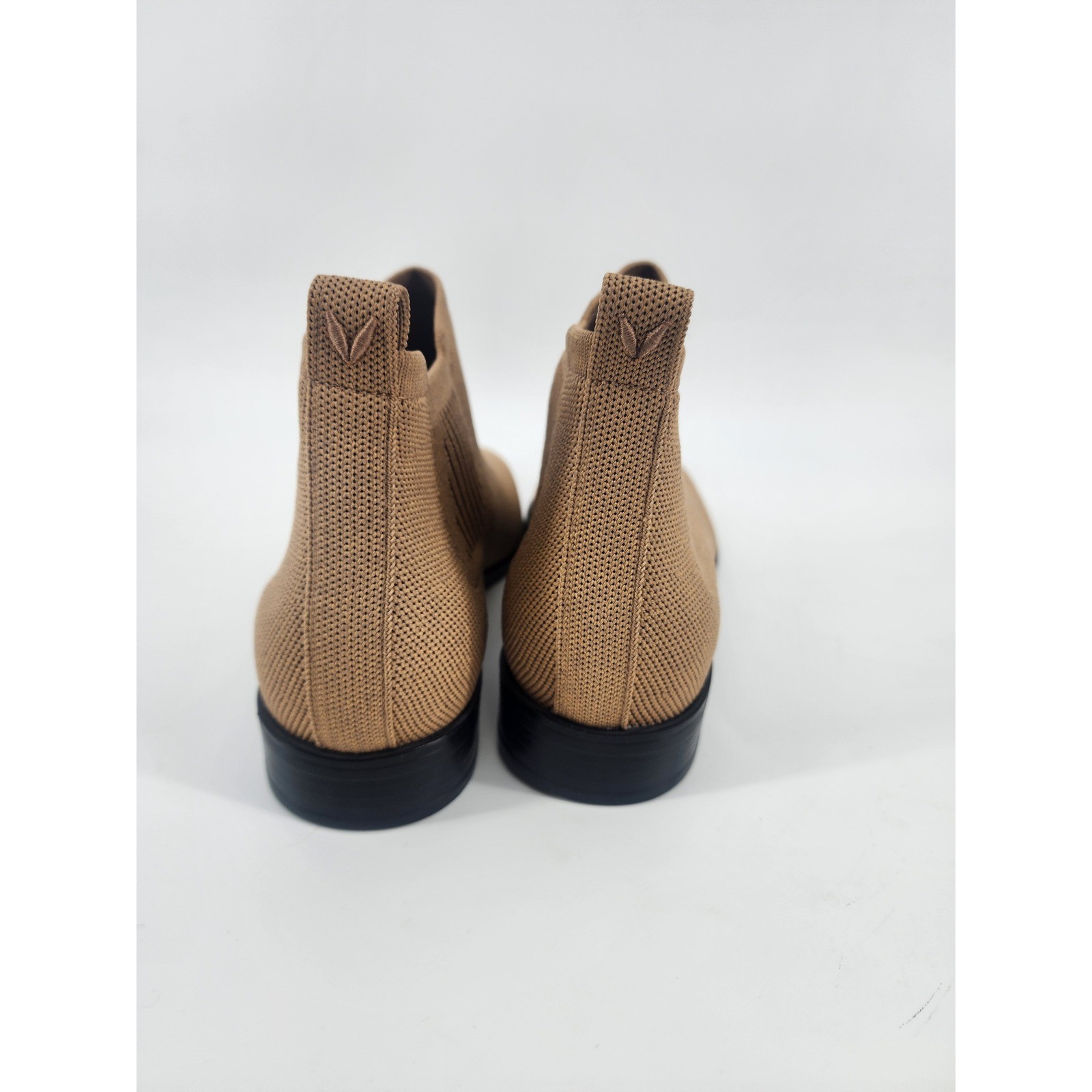 Vivaia Ryan Square Toe Knit Boots Camel Brown Womens Size 39 8-8.5