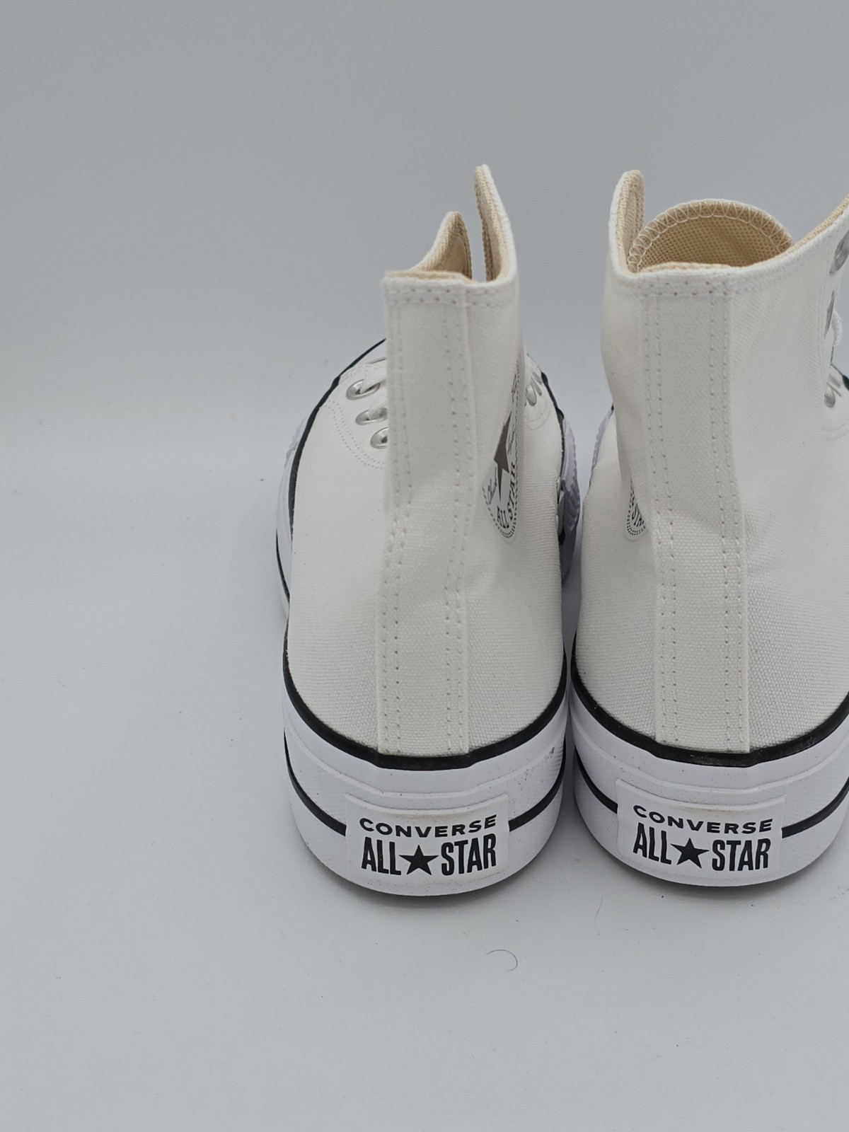 Converse Chuck Taylor All Star Lift Hi White Shoes Women’s – 560846C, Size 6