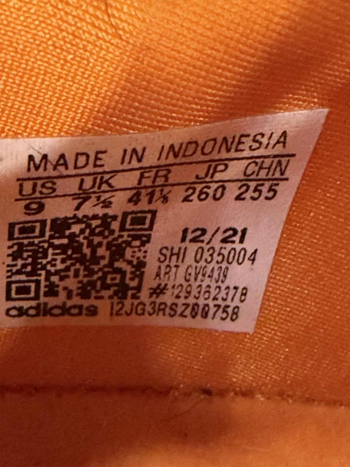 adidas NMD_R1 Bright Orange Low Top Lace Up Textile Sneakers GV9439 2021