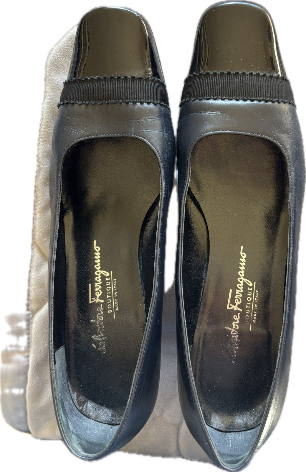 Salvatore Ferragamo Women’s Black Leather Square Toe Bow Pumps Slip-On 8.5