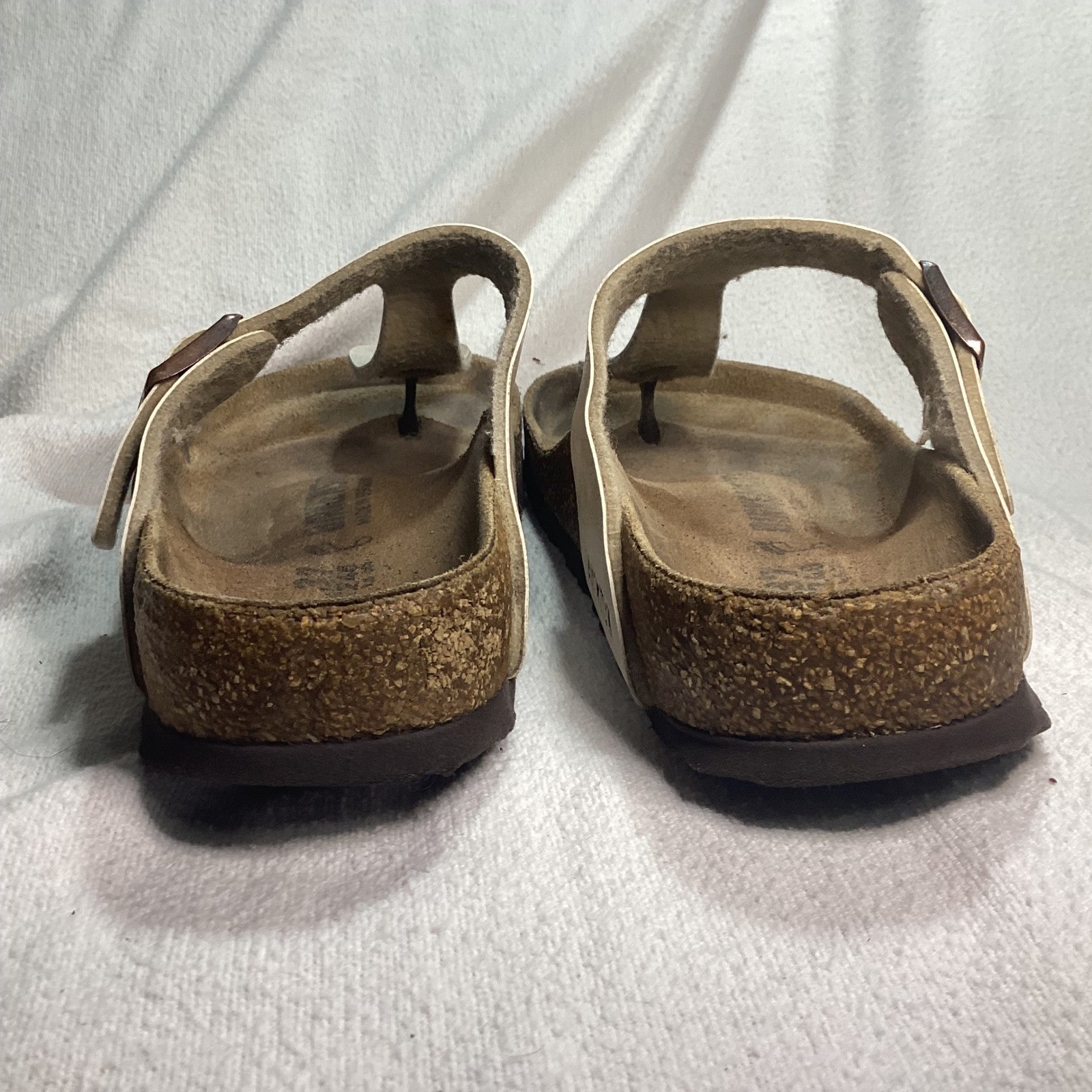 Birkenstock Gizeh Metallic Pearl White Thong Sandals EU 37 US Women 6-6.5 Reg