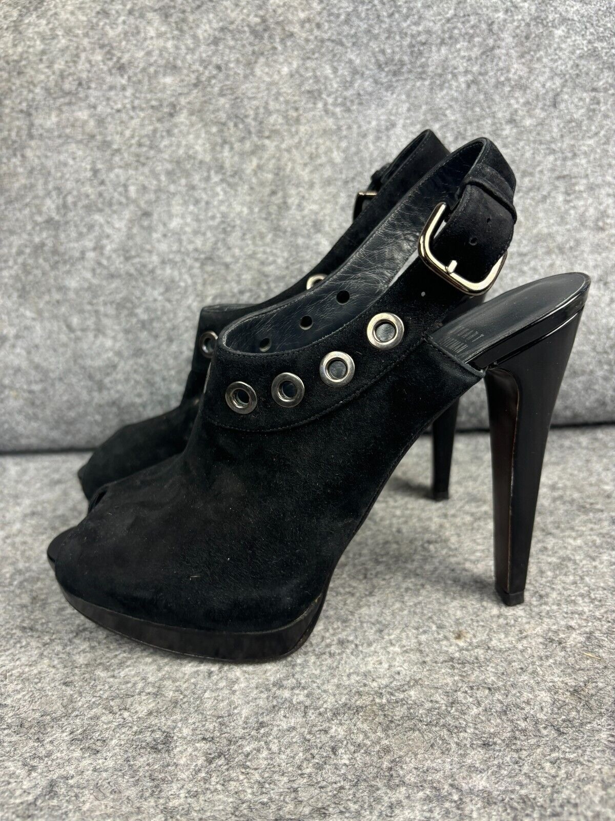Stuart Weitzman Sandals Heels Women’s 8.5M Black Velvet Leather 5 1/8in Plateau