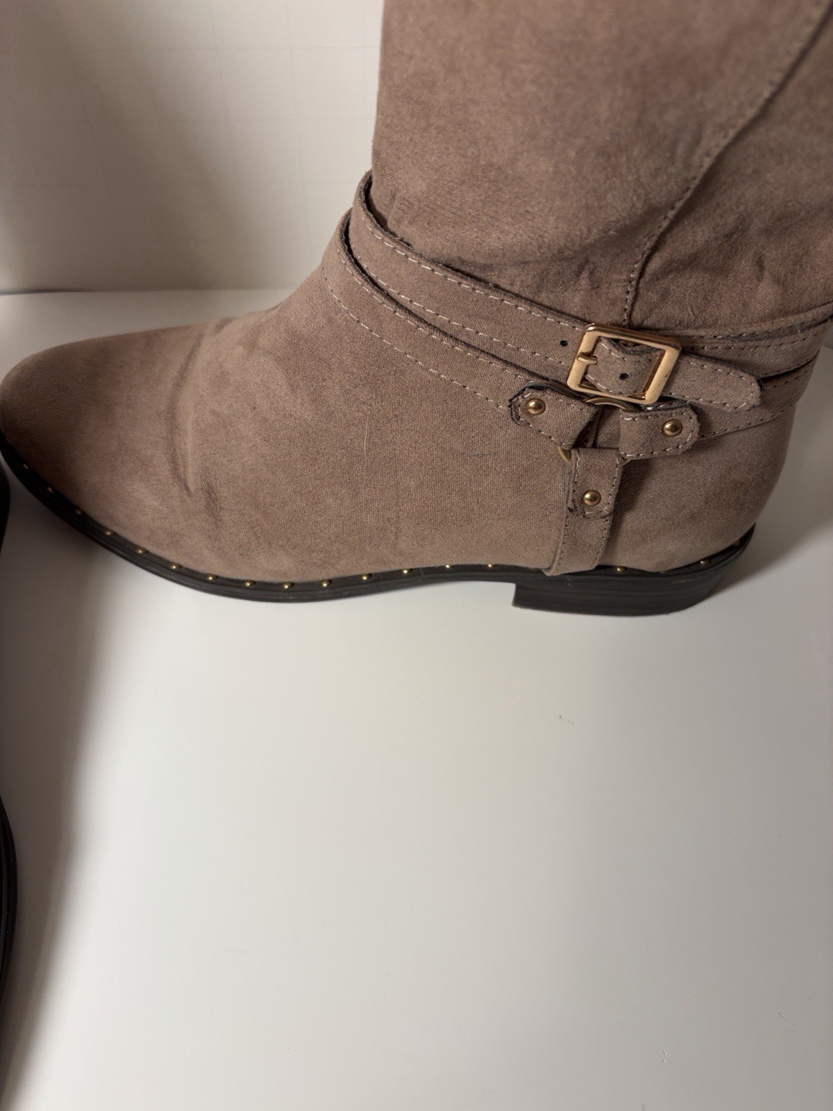 Bamboo PREPPY-05S Women’s Brown Faux Suede Knee High Riding Boots 8 Zip Buckle