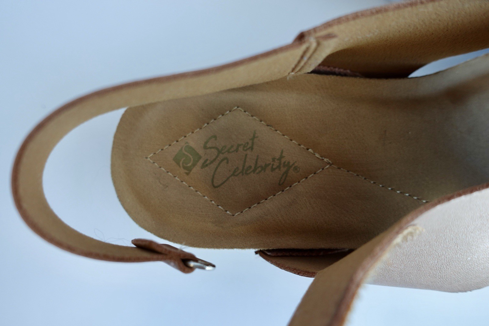 Secret Celebrity Women Rose Gold Espadrille Wedge Sandals US 11