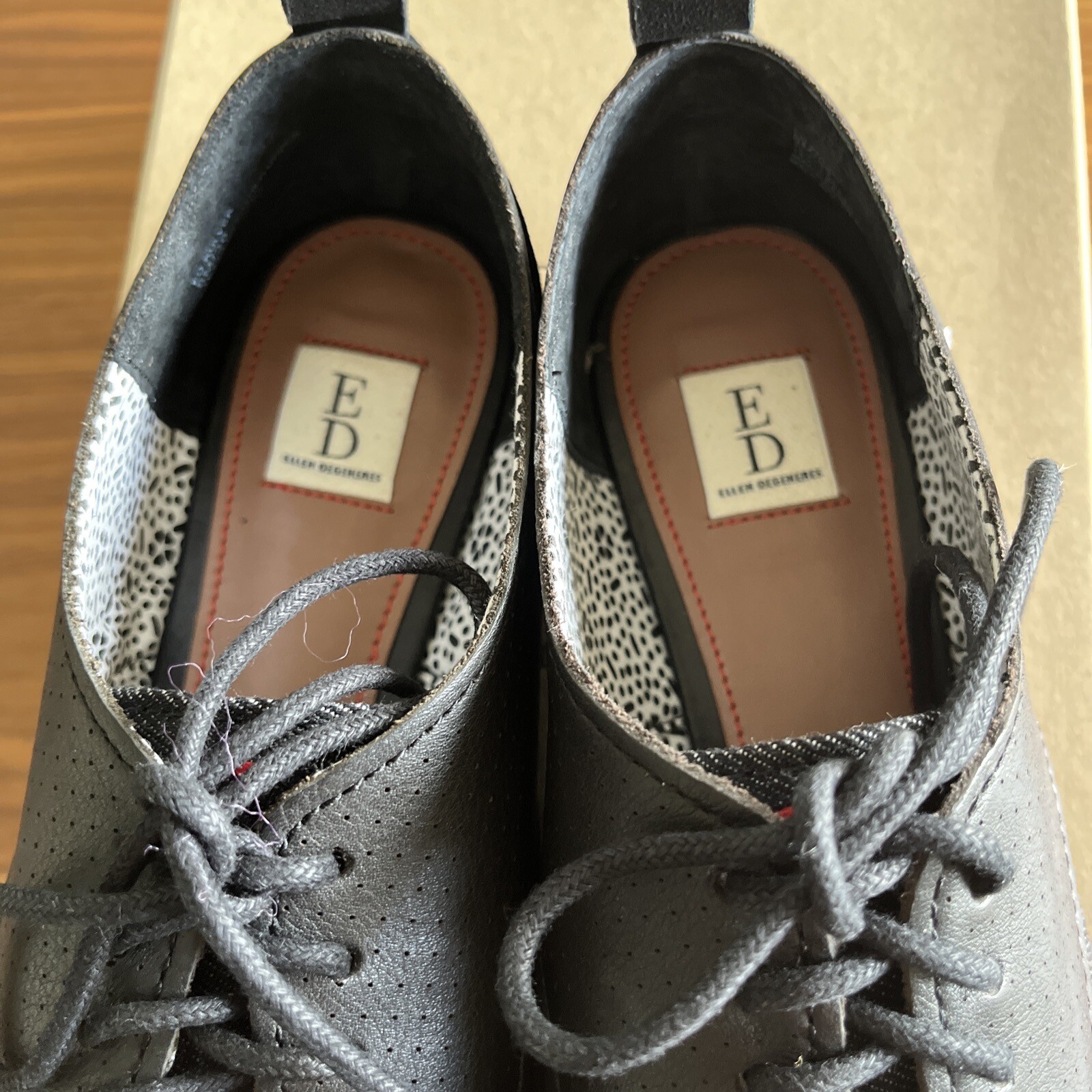 ED Ellen DeGeneres Leather Lace-up Oxford Shoes Kulver Black Womens 8 New