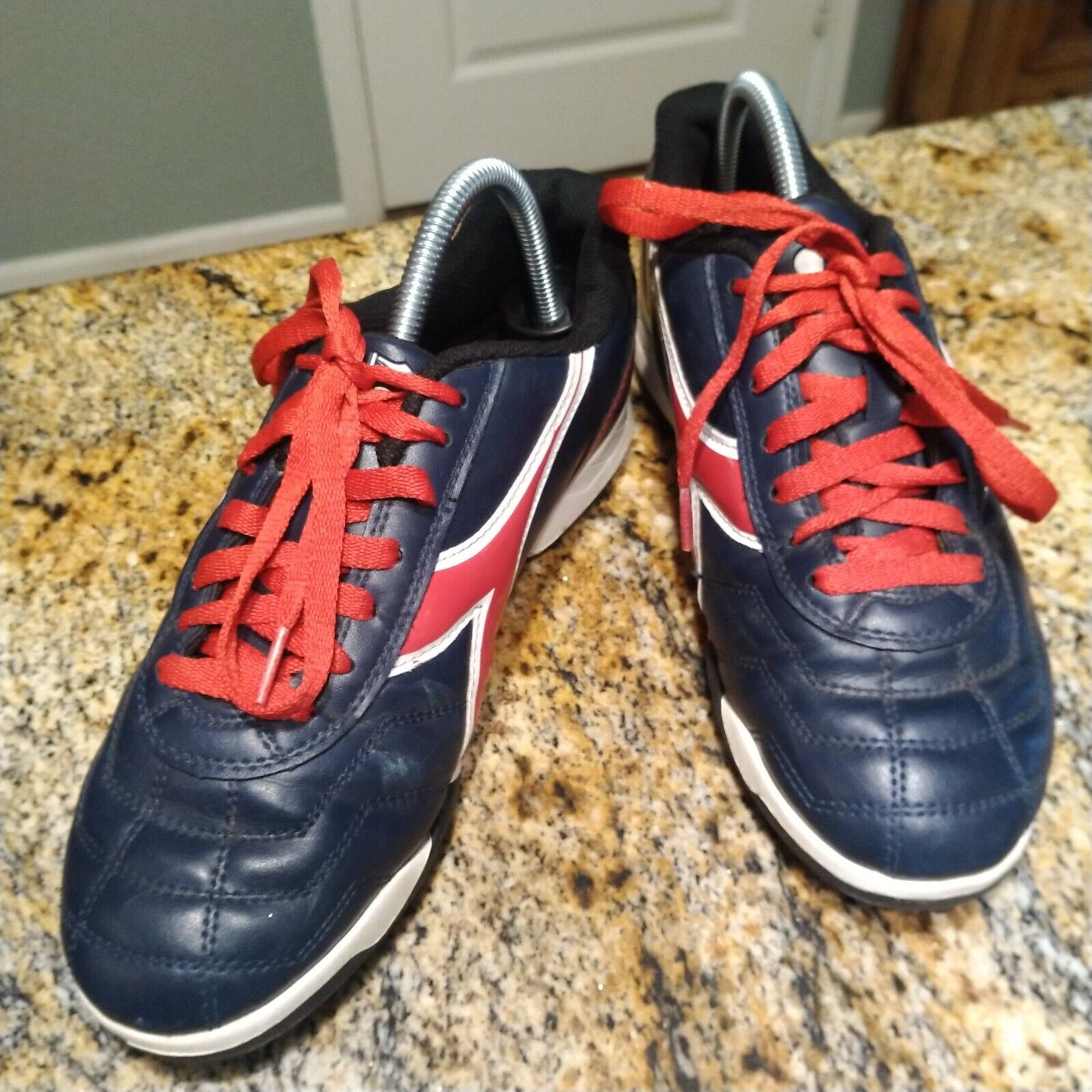 Diadora Capitano ID Indoor Soccer Shoes Navy Blue/Red Women’s Size 9 PO0508