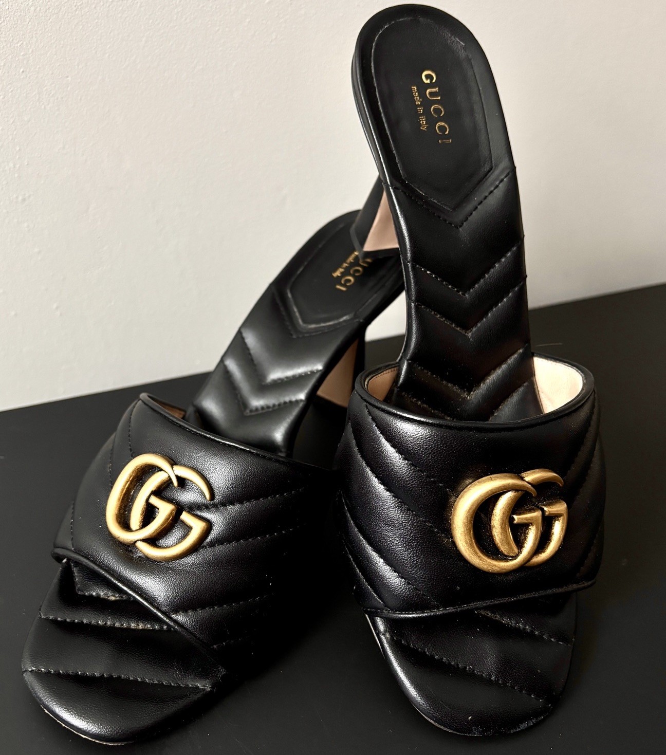 Gucci Nappa Matelasse GG Marmont Black Quilted Leather Heel Sandals Size 9