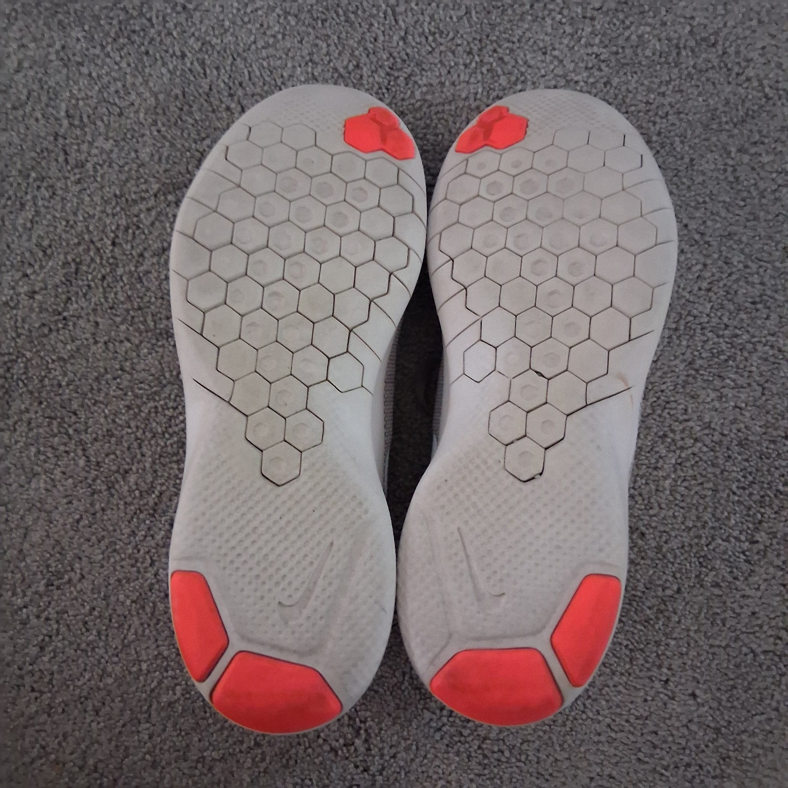 Nike Flex Experience RN Shoes Womens Size 11 Gray Coral Running Gym 908996-004