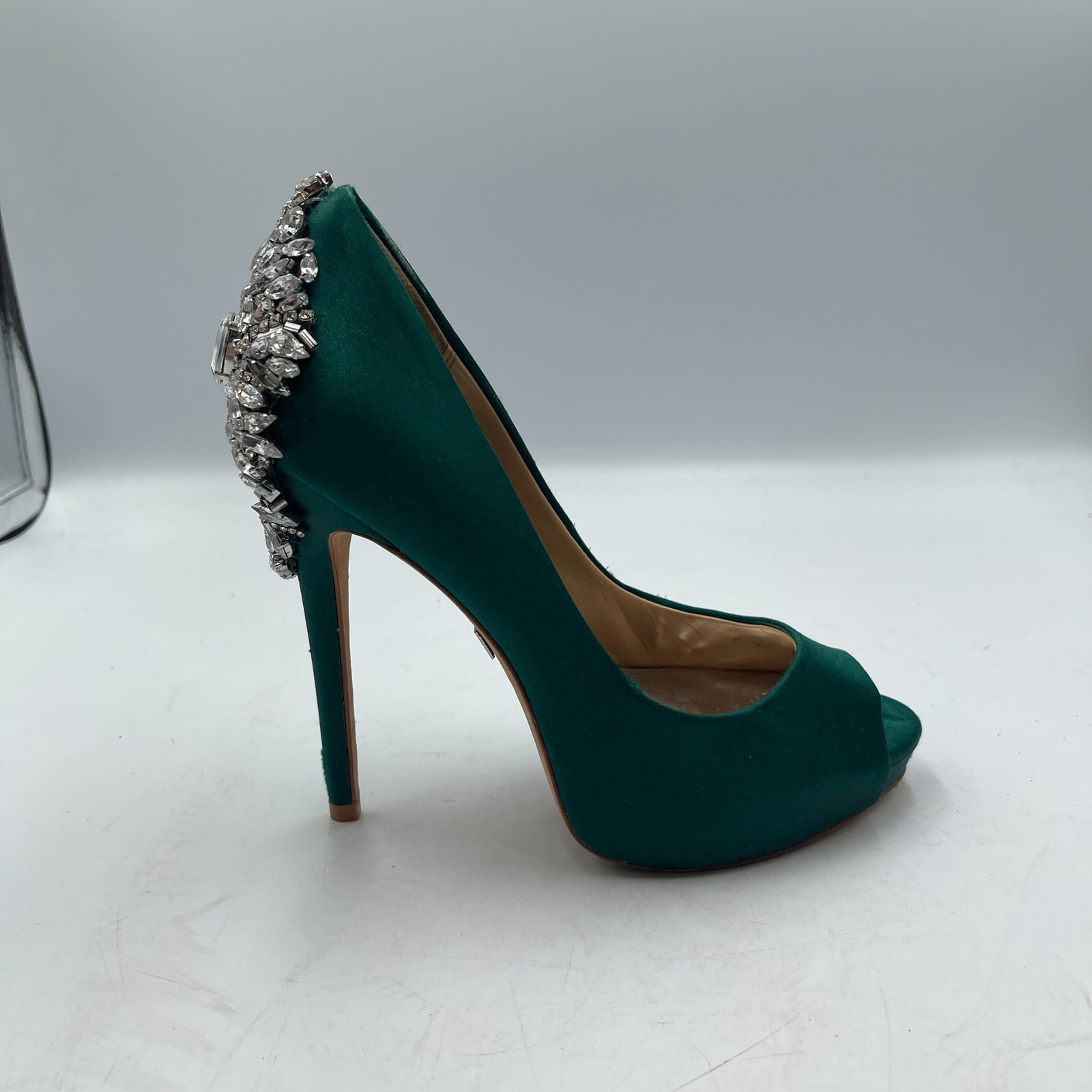 Badgley Mischka Kiara Womens 5.5M Stiletto Heels Green Embellished Peep Toe Pump