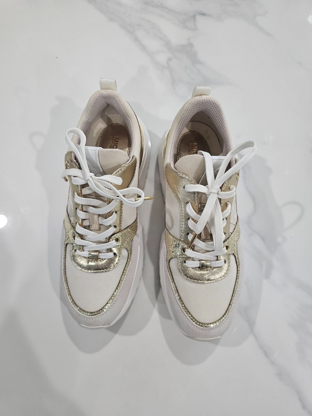 Michael Kors Authentic, Brand new, white and gold color, sneakers women size 7